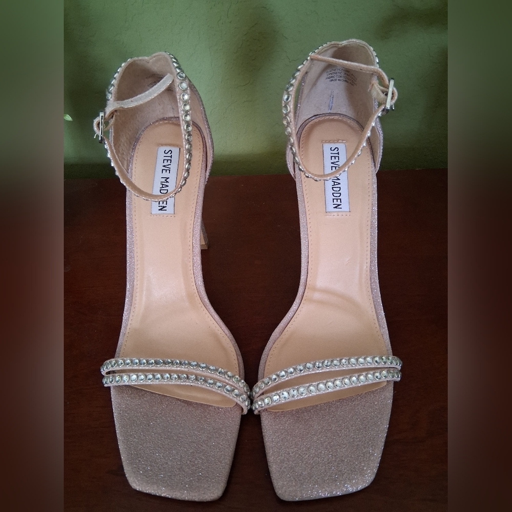 Steve Madden Collette Heeled Sandals. - Picture 2 of 11